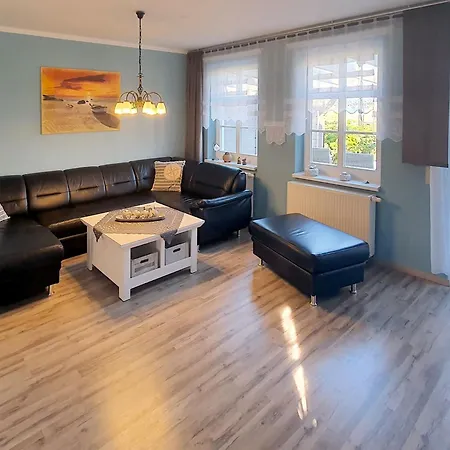 Летний дом Reethaus Zickersche Berge - Wg 02 Mit Kamin Und Terrasse