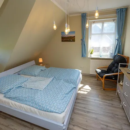 Reethaus Zickersche Berge - Wg 02 Mit Kamin Und Terrasse Kır Evi Gager